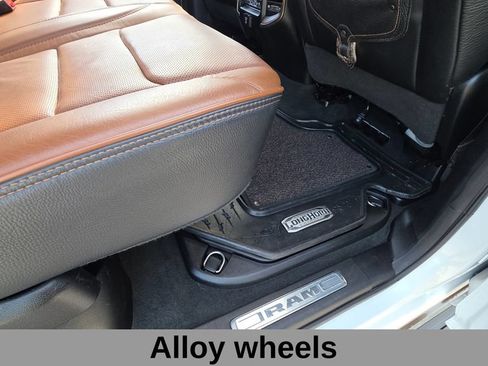 Used 2022 RAM 1500 Limited AWD/4WD image 16