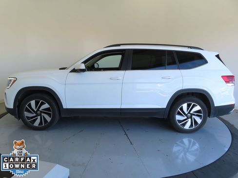 Used 2025 Volkswagen Atlas SE image 8