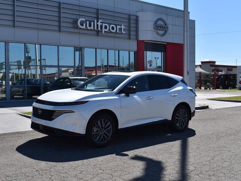 New 2026 Nissan Murano SL image 2