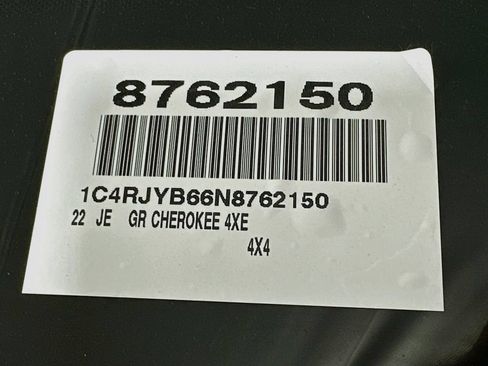 Used 2022 Jeep Grand Cherokee Limited 4xe AWD/4WD image 22
