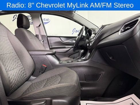 Used 2018 Chevrolet Equinox LT image 18