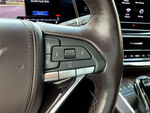 Used 2022 Cadillac Escalade Sport Platinum w/ LPO, Floor Liner Package AWD/4WD image 14