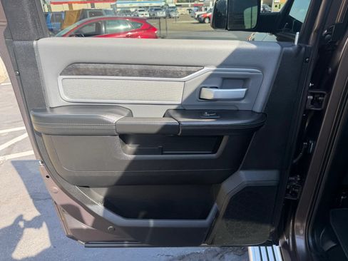 Used 2021 RAM 2500 Big Horn w/ Cold Weather Group AWD/4WD image 12
