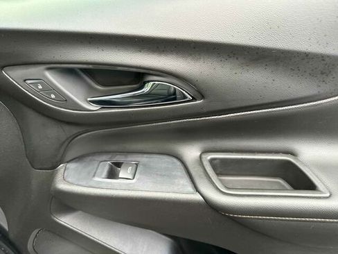Used 2019 Chevrolet Equinox Premier image 21