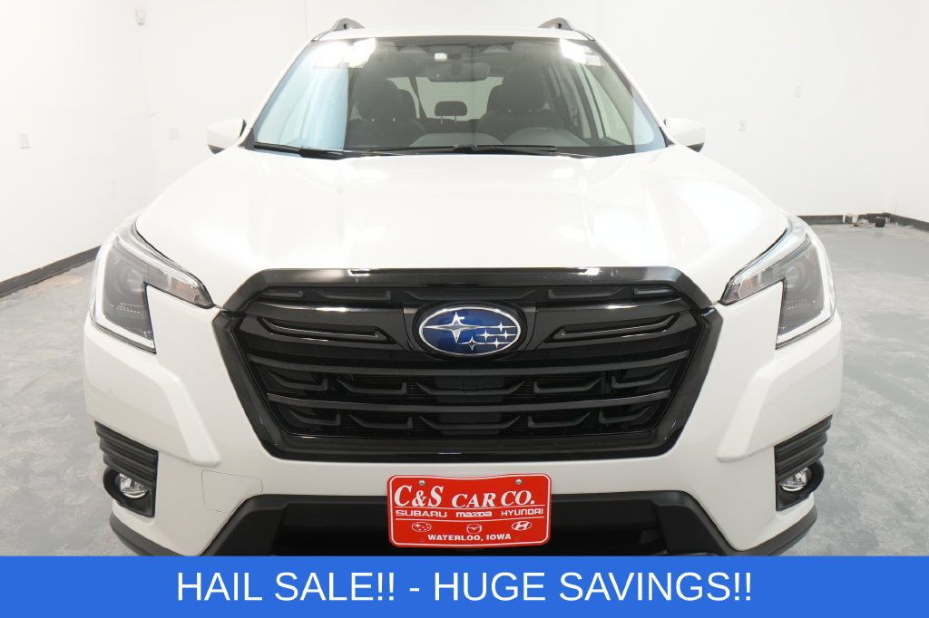 Used 2024 Subaru Forester Premium AWD/4WD image 3