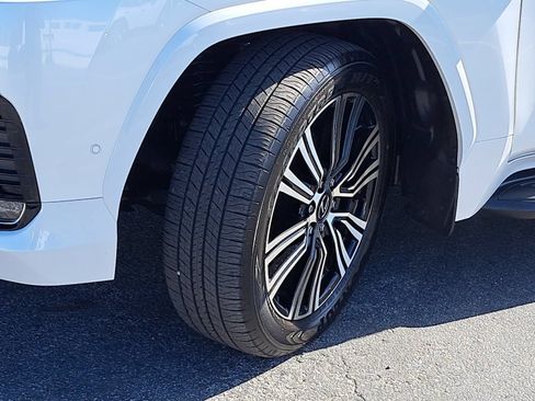 Used 2026 Lexus LX 700h Luxury w/ Accessory Package (Z1) AWD/4WD image 36