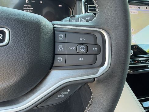 New 2026 Jeep Grand Wagoneer Limited AWD/4WD image 26