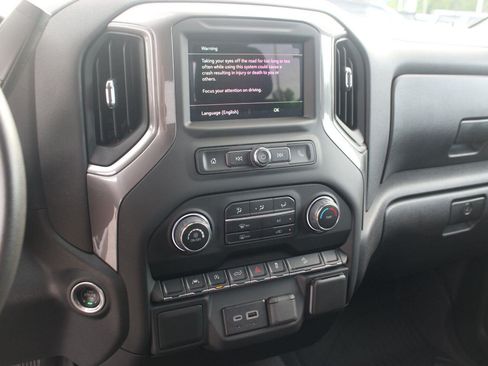 Used 2024 Chevrolet Silverado 1500 Custom Trail Boss w/ Realtree Special Edition AWD/4WD image 22