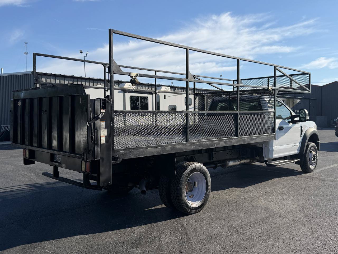 Used 2022 Ford F550 2WD Regular Cab Super Duty image 6