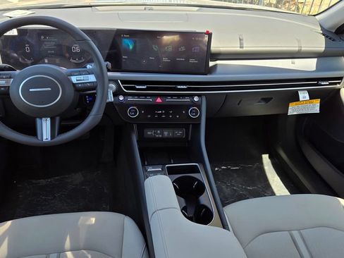 New 2026 Hyundai Sonata SEL FWD image 10