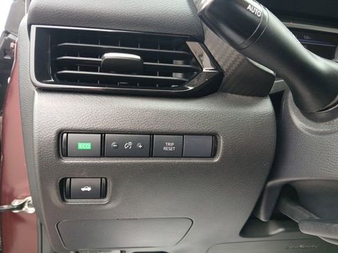 Used 2024 Nissan Sentra SV image 18