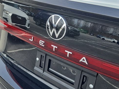 New 2026 Volkswagen Jetta Sport FWD image 4