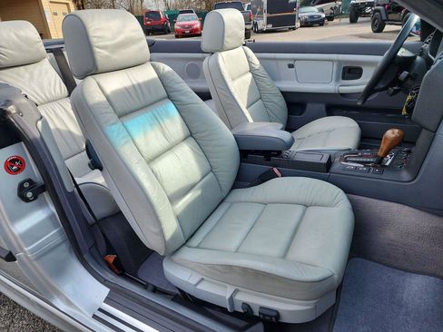 Used 1998 BMW 328i Convertible image 8