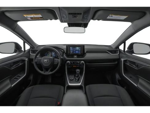 Used 2019 Toyota RAV4 LE image 8
