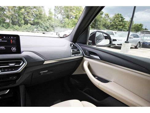 Used 2024 BMW X3 sDrive30i w/ Premium Package RWD image 8