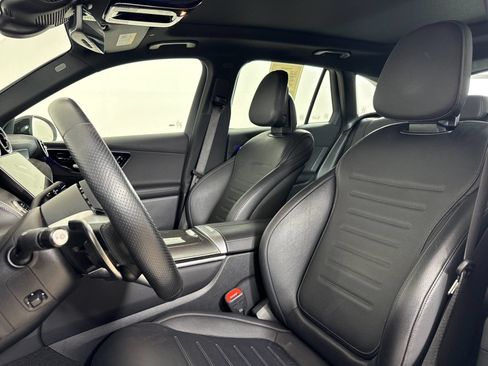 Used 2025 Mercedes-Benz GLC 43 AMG 4MATIC image 5