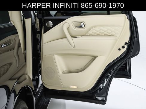 Used 2024 INFINITI QX80 Sensory w/ Cargo Package AWD/4WD image 70