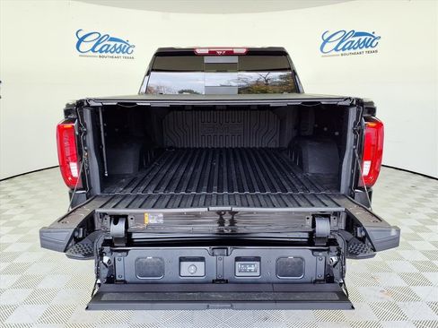 Used 2025 GMC Sierra 1500 Denali Ultimate image 5