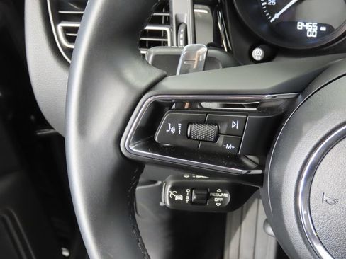 Certified 2026 Porsche Macan AWD/4WD image 20