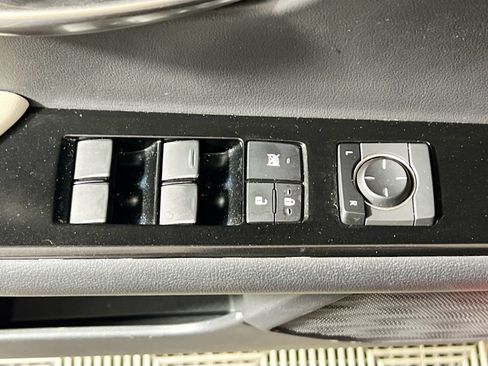 Used 2023 Lexus UX 250h FWD w/ Accessory Package (Z2) image 16