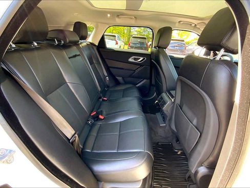 Used 2024 Land Rover Range Rover Velar S AWD/4WD image 19