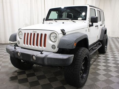 Used 2016 Jeep Wrangler Unlimited Sport w/ Quick Order Package 24S AWD/4WD image 28