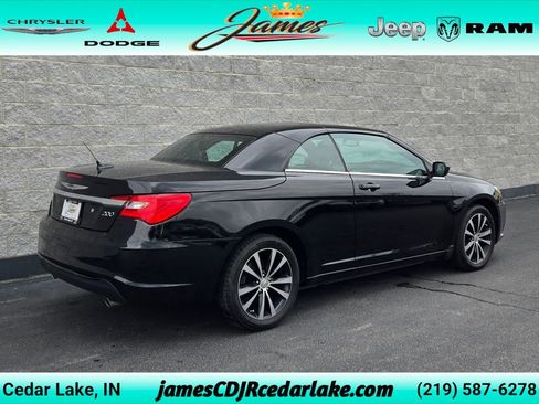 Used 2013 Chrysler 200 S FWD image 5