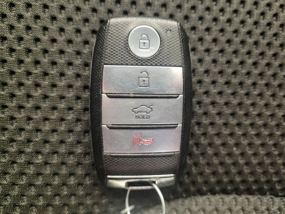Used 2019 Kia Optima S w/ S Panoramic Sunroof Package FWD image 32