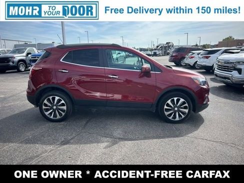 Used 2021 Buick Encore Preferred image 3