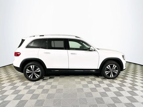 Used 2026 Mercedes-Benz GLB 250 4MATIC image 8