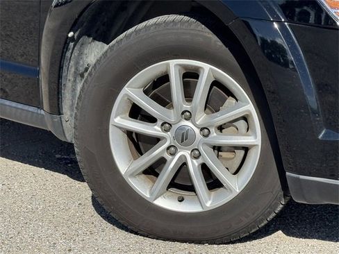 Used 2018 Dodge Journey SXT w/ Premium Group image 31