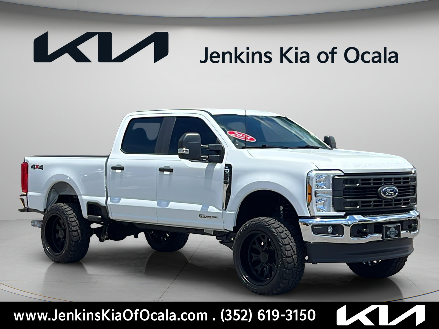 Used 2025 Ford F350 XL w/ XL Driver Assist Package AWD/4WD image 1