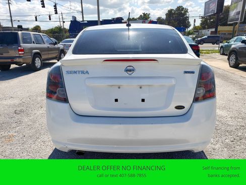 Used 2012 Nissan Sentra 2.0 SR w/ Special Edition Pkg FWD image 4