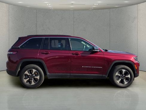 Used 2024 Jeep Grand Cherokee Limited 4xe AWD/4WD image 6