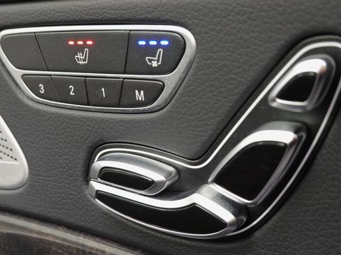 Used 2017 Mercedes-Benz S 550 Sedan w/ Sport Package w/ Sport Package image 48