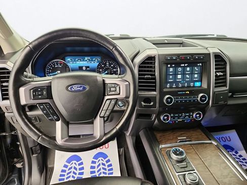 Used 2018 Ford Expedition Platinum AWD/4WD image 15