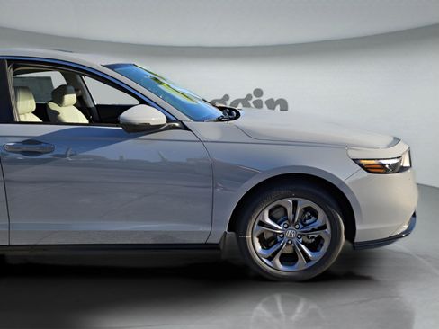 New 2025 Honda Accord EX-L image 39