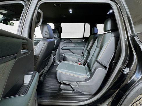 Certified 2024 GMC Acadia AT4 w/ LPO, Floor Liner Package AWD/4WD image 23