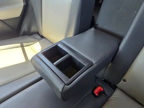 Used 2014 Toyota RAV4 Limited AWD/4WD image 28