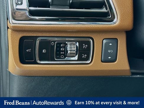 Used 2023 Lincoln Navigator L Reserve AWD/4WD image 11