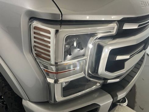 Used 2021 Ford F250 Platinum w/ Tremor Off-Road Package AWD/4WD image 33
