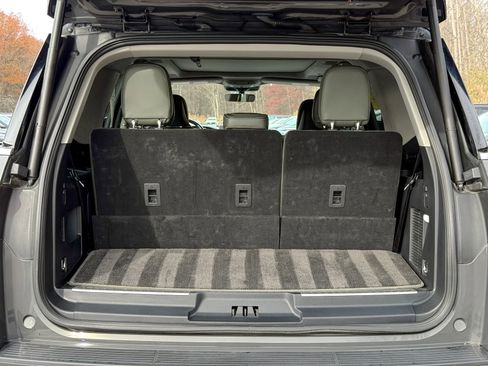 Used 2022 Lincoln Navigator Black Label image 13