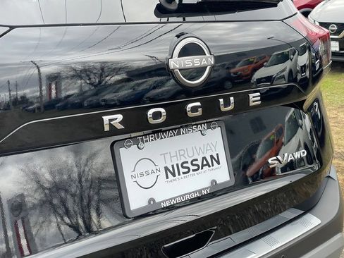 Certified 2023 Nissan Rogue SV w/ SV Premium B Package AWD/4WD image 30