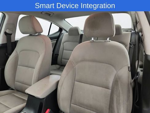 Used 2018 Hyundai Elantra SEL FWD image 10