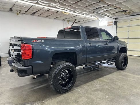 Used 2017 Chevrolet Silverado 1500 LT w/ All Star Edition AWD/4WD image 3