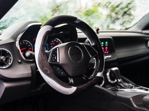 Used 2023 Chevrolet Camaro LT RWD image 16
