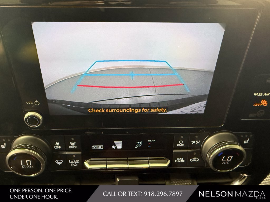 Used 2024 Toyota Highlander XSE FWD image 30