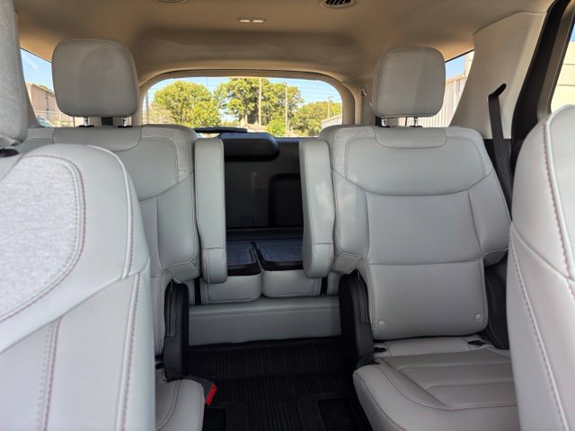 Used 2025 Ford Explorer Active w/ Active Comfort Package AWD/4WD image 15