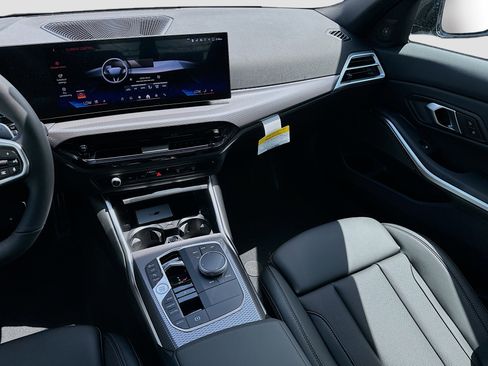 New 2026 BMW 330i Sedan w/ M Sport Package RWD image 18