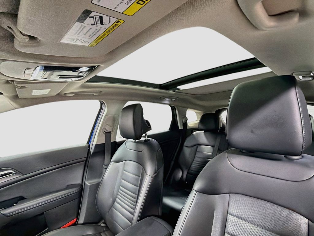 Used 2023 Kia Sportage SX AWD/4WD image 24